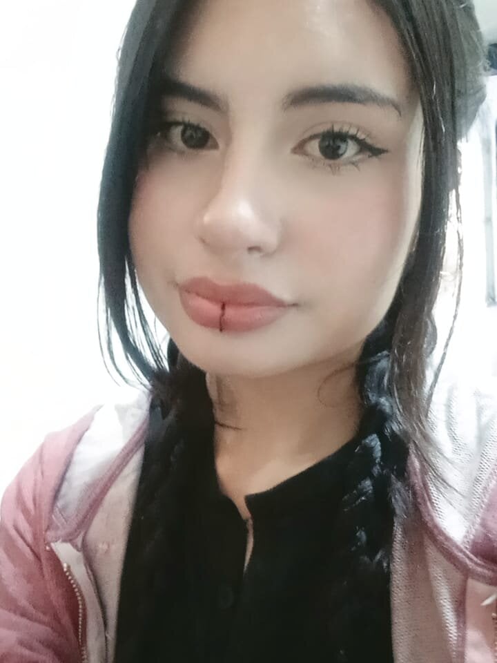 mia_saintt