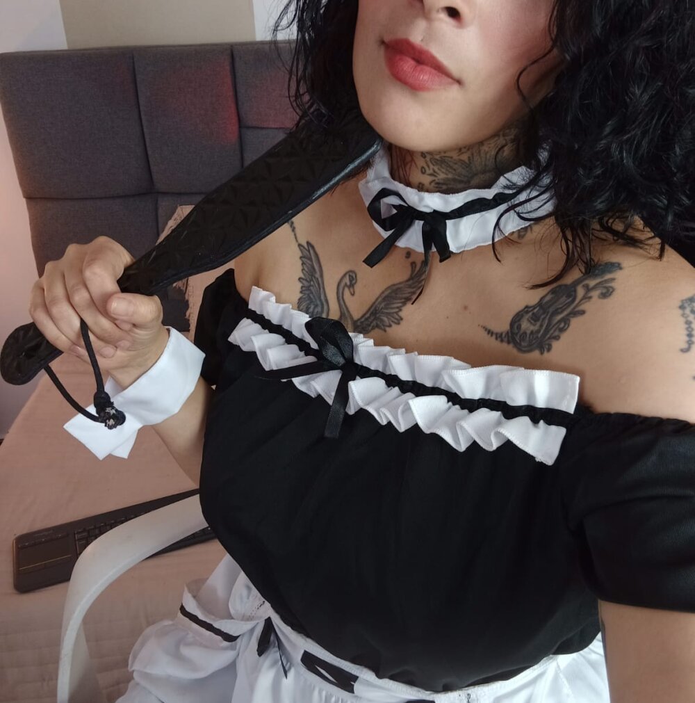 miaablack
