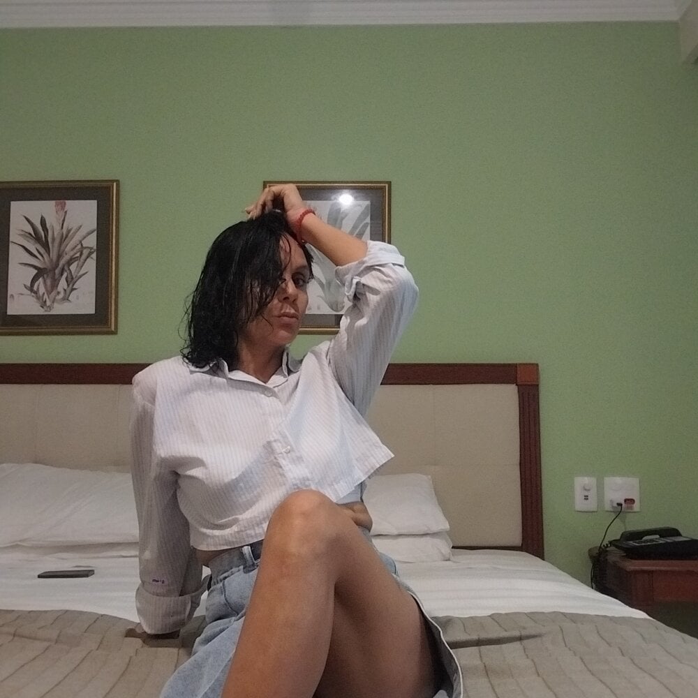 morenitadelgadatraviesa