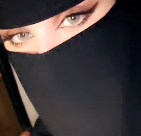 nadya-74