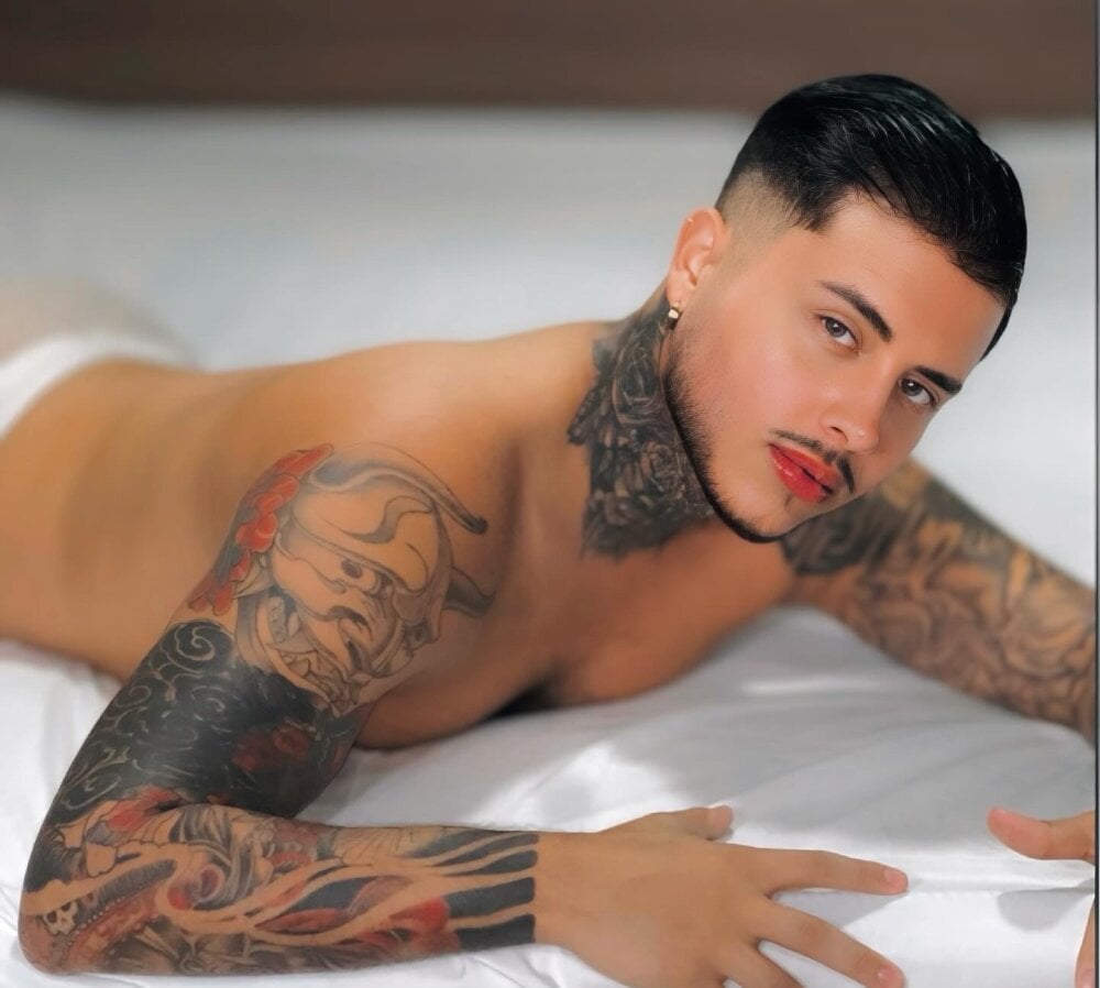 tattoguys_cums