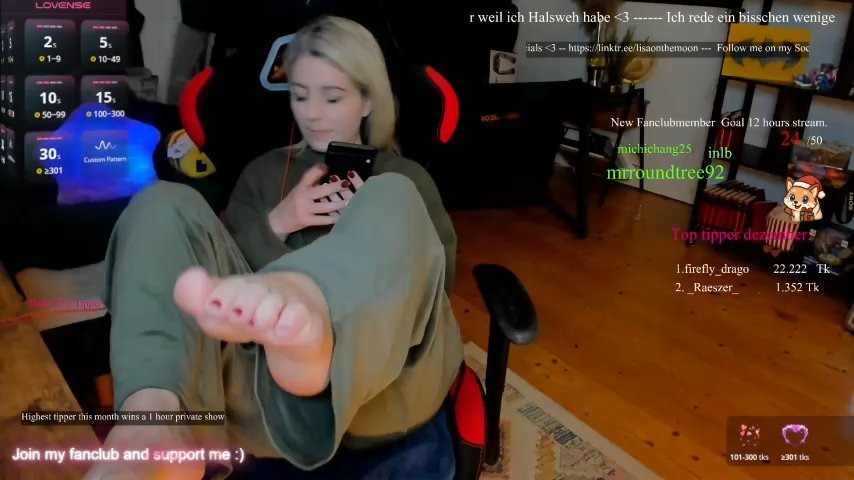 Lisaonthemoon live cam screenshot female from Germany on SexOnline.top – Live Cams, Videos, GIFs & Chat — screenshot #1